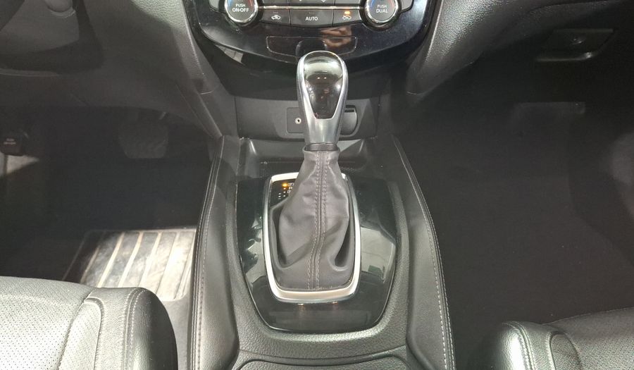 Nissan X-trail 2.5 EXCLUSIVE 3 ROW CVT 4WD Suv 2022