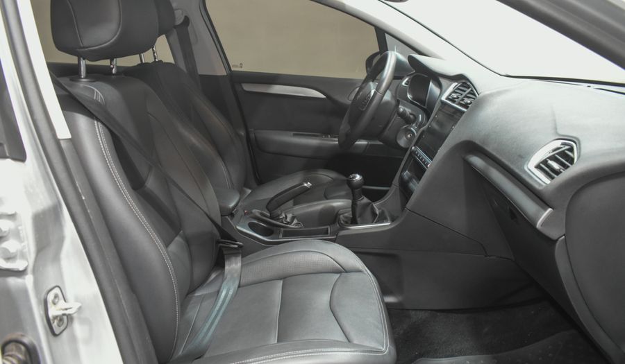 Citroen C4 Lounge 1.6 VTI LIVE Sedan 2021