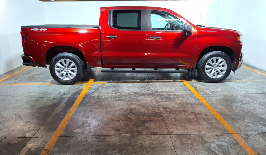 Chevrolet Silverado 1500 5.3 SILVERADO CUSTOM K AUTO 4WD Pickup 2021