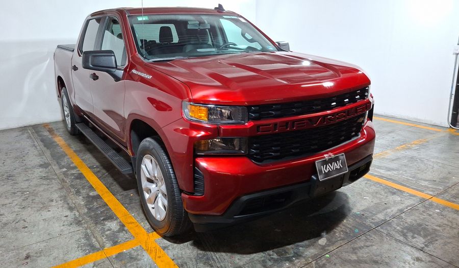 Chevrolet Silverado 1500 5.3 SILVERADO CUSTOM K AUTO 4WD Pickup 2021