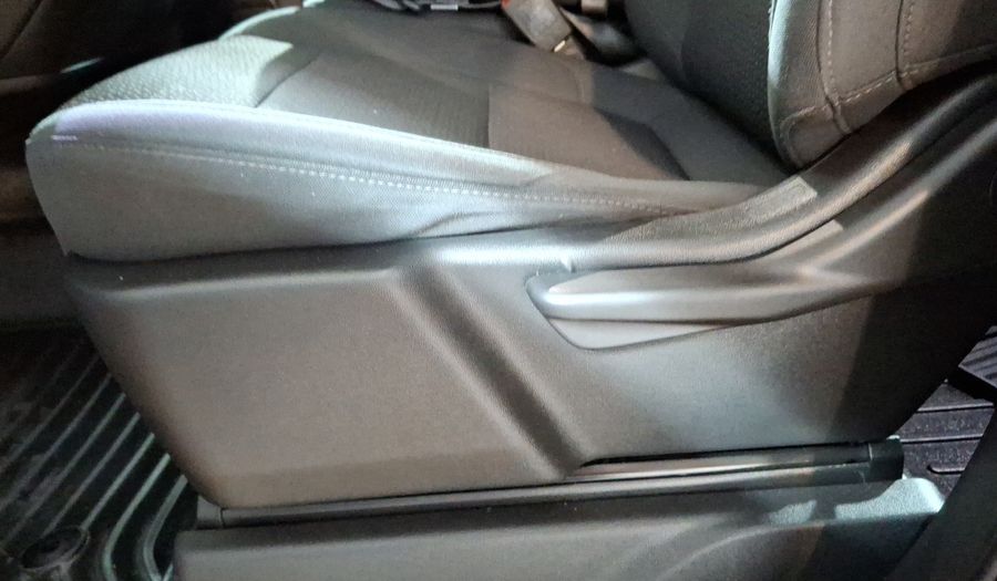 Chevrolet Silverado 1500 5.3 SILVERADO CUSTOM K AUTO 4WD Pickup 2021