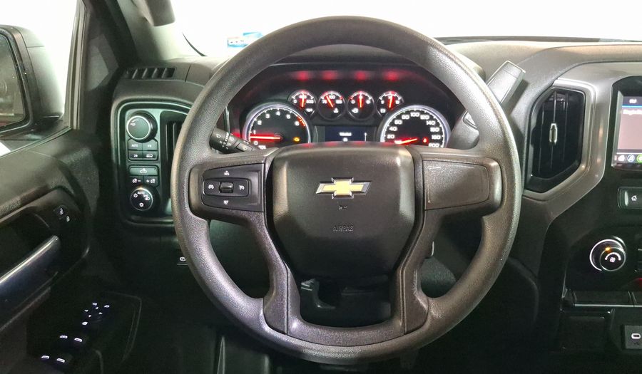 Chevrolet Silverado 1500 5.3 SILVERADO CUSTOM K AUTO 4WD Pickup 2021