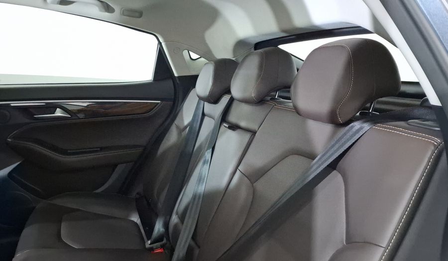 Jac J7 1.5 LIMITED CVT Hatchback 2022