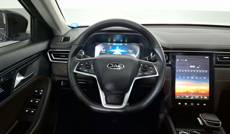 Jac J7 1.5 LIMITED CVT Hatchback 2022