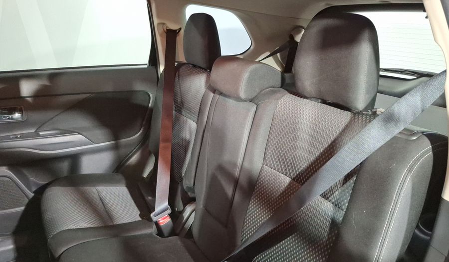 Mitsubishi Outlander 2.4 SE Suv 2016