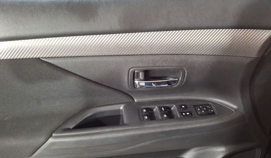 Mitsubishi Outlander 2.4 SE Suv 2016