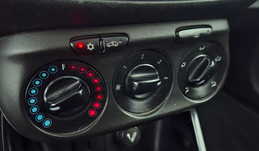 Opel Corsa 1.4 ENJOY 3D Hatchback 2016