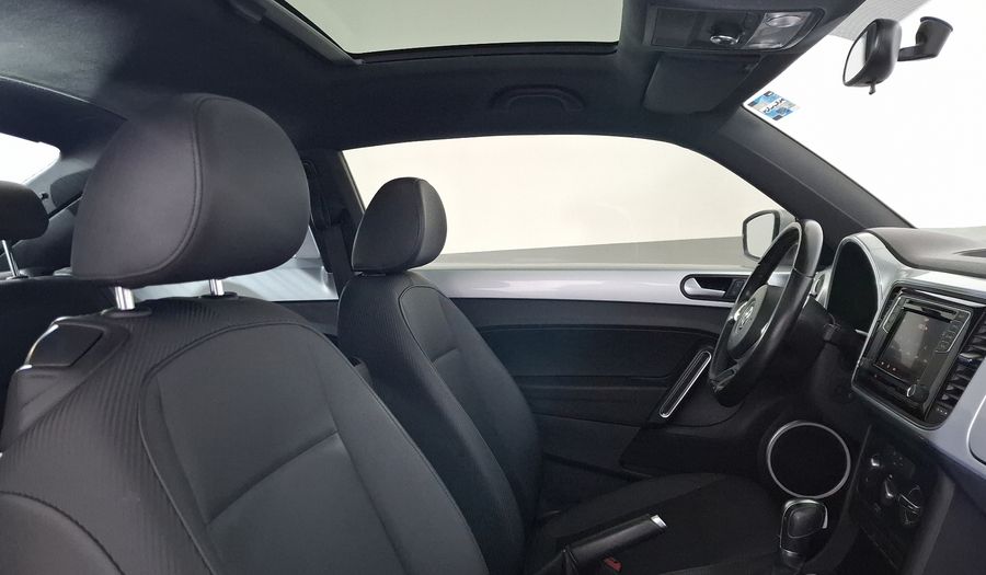 Volkswagen Beetle 2.5 SPORTLINE TIPTRONIC Hatchback 2016