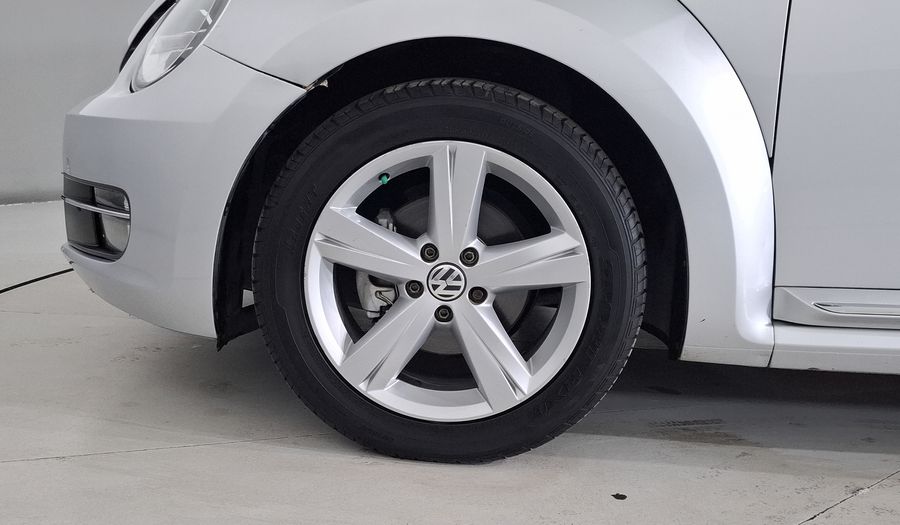 Volkswagen Beetle 2.5 SPORTLINE TIPTRONIC Hatchback 2016