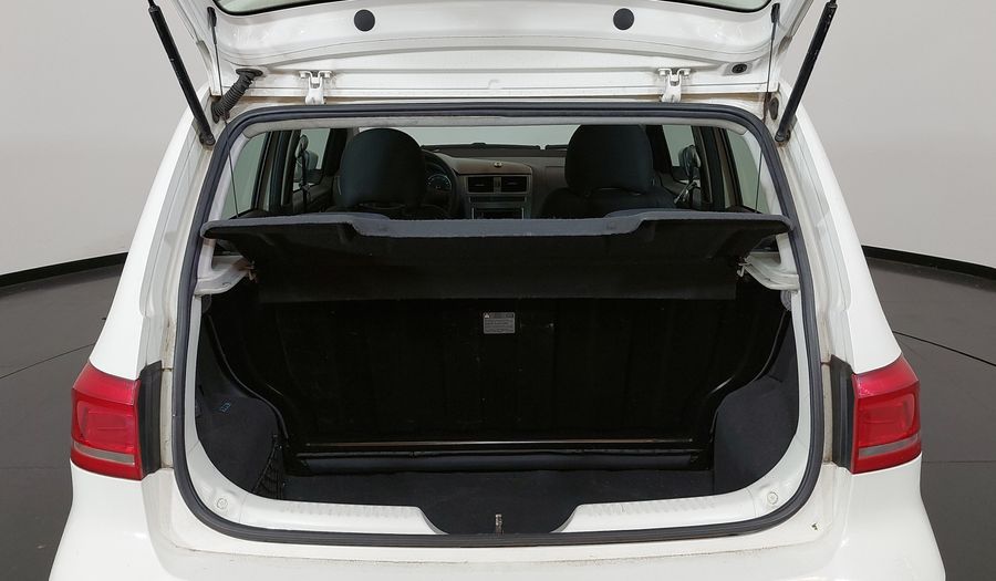 Volkswagen Fox 1.6 MSI TOTAL FLEX COMFORTLINE Hatchback 2015