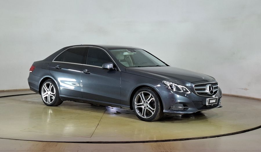 Mercedes Benz Clase E 2.1 220 CDI AUTO Sedan 2015