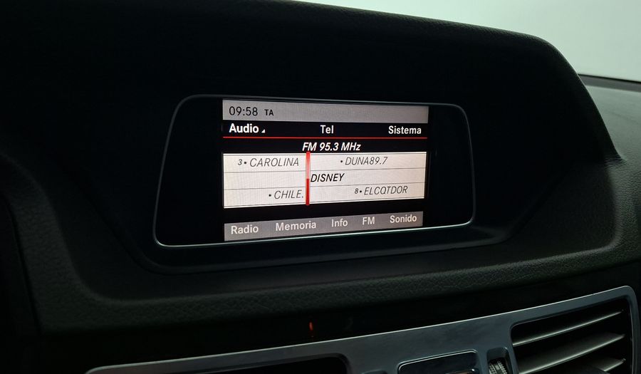 Mercedes Benz Clase E 2.1 220 CDI AUTO Sedan 2015