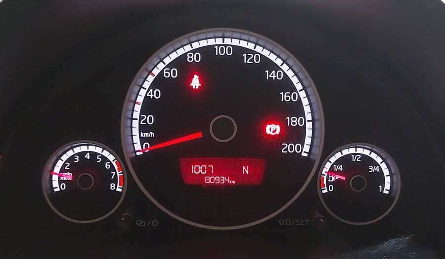 Volkswagen Up 1.0 12V E-FLEX MOVE UP! I-MOTION Hatchback 2015