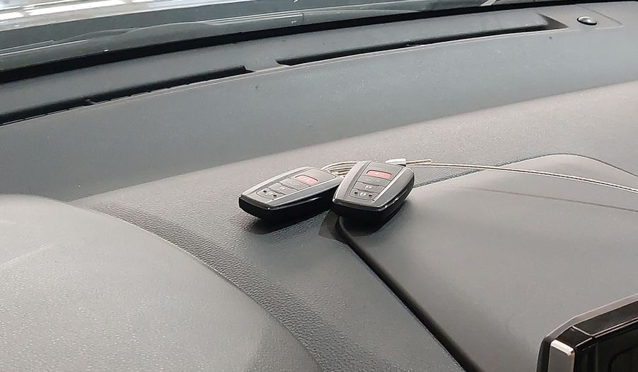 Toyota Corolla Cross 1.8 HEV XRX CVT Suv 2025