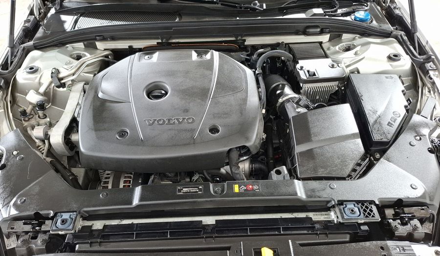 Volvo S60 2.0 T5 IGNITE AUTO 4WD Sedan 2020