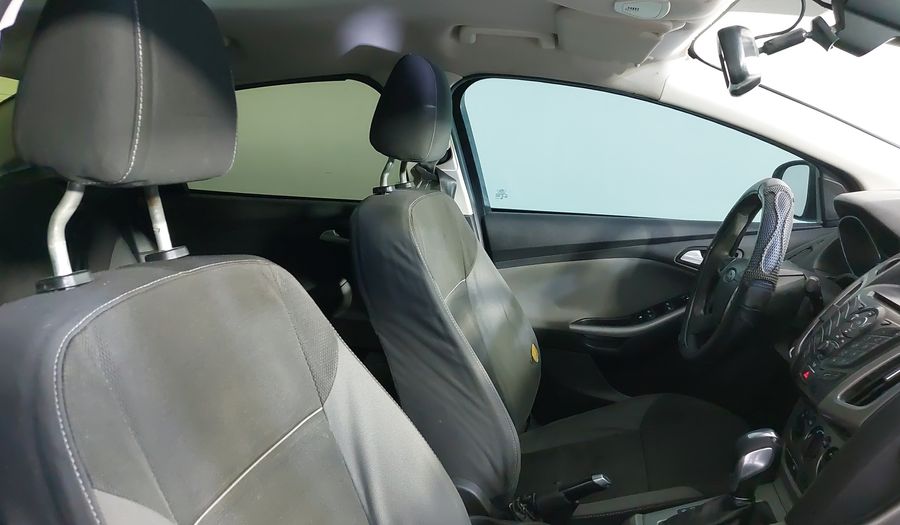 Ford Focus 2.0 TREND AT Sedan 2014