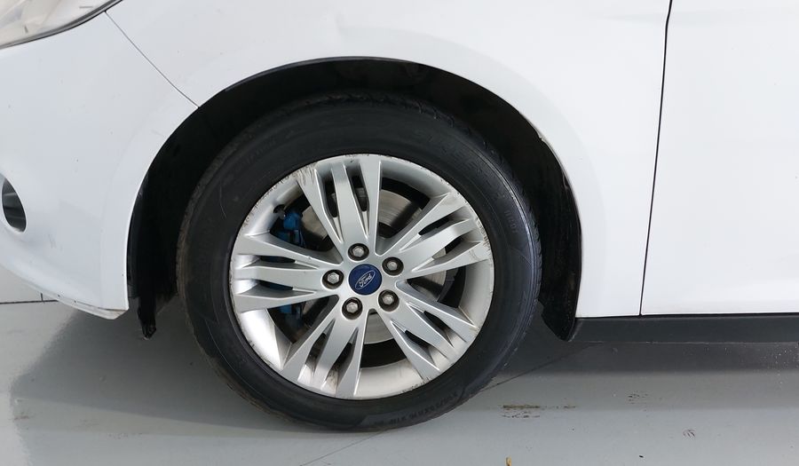 Ford Focus 2.0 TREND AT Sedan 2014