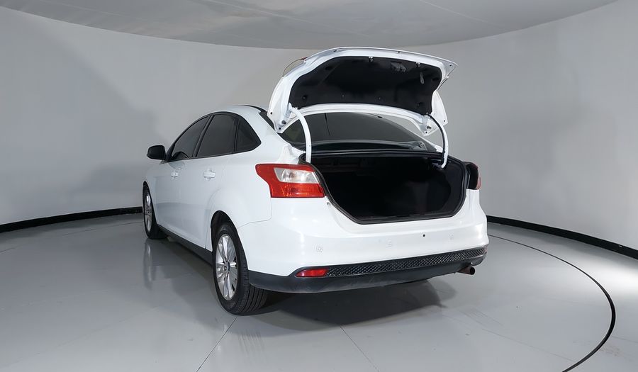 Ford Focus 2.0 TREND AT Sedan 2014