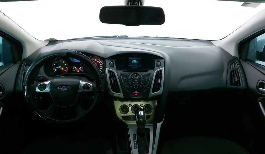 Ford Focus 2.0 TREND AT Sedan 2014