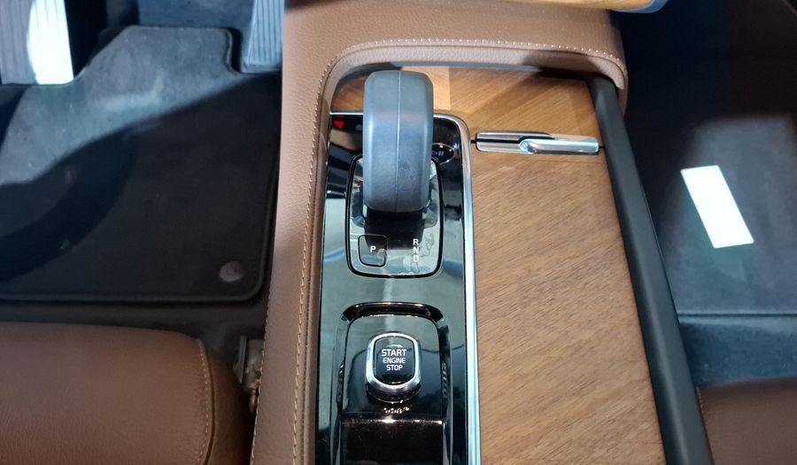 Volvo Xc90 2.0 B6 MHEV MOMENTUM AUTO AWD Suv 2022