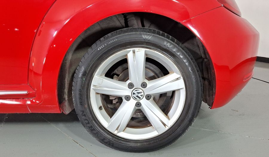 Volkswagen Beetle 2.5 SPORT MT Hatchback 2016
