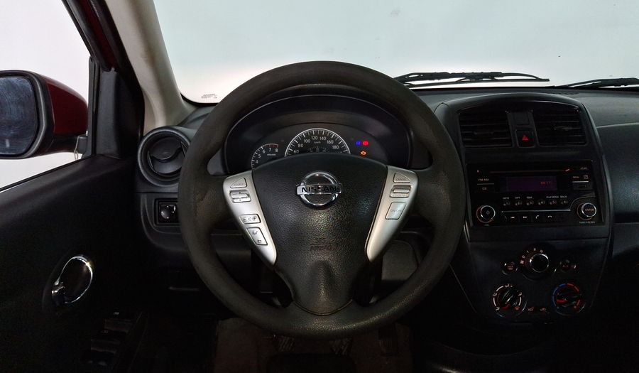 Nissan Versa 1.6 SENSE TM AC Sedan 2015