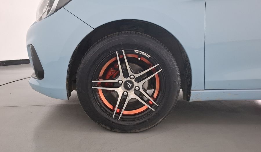 Chevrolet Spark 1.4 LT B MT Hatchback 2016