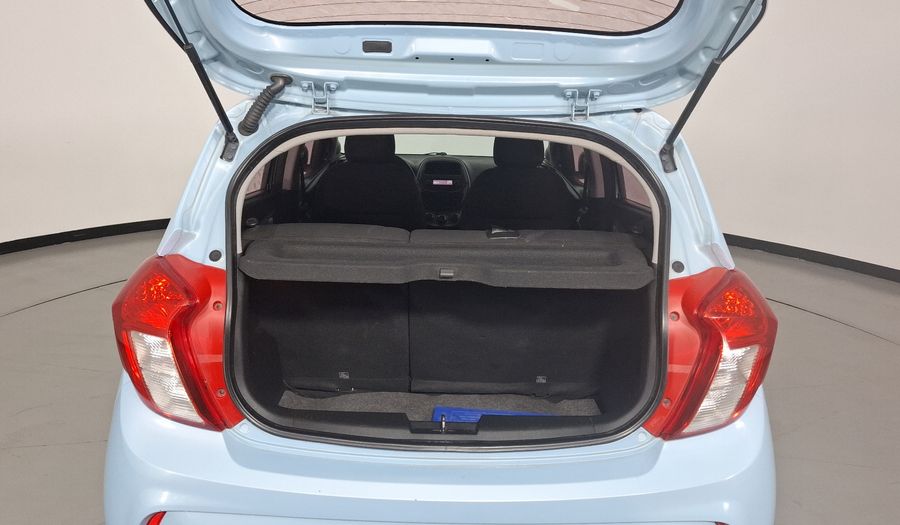 Chevrolet Spark 1.4 LT B MT Hatchback 2016