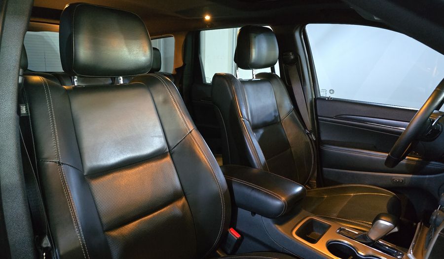 Jeep Grand Cherokee 3.6 LIMITED LUJO V6 4X2 Suv 2017