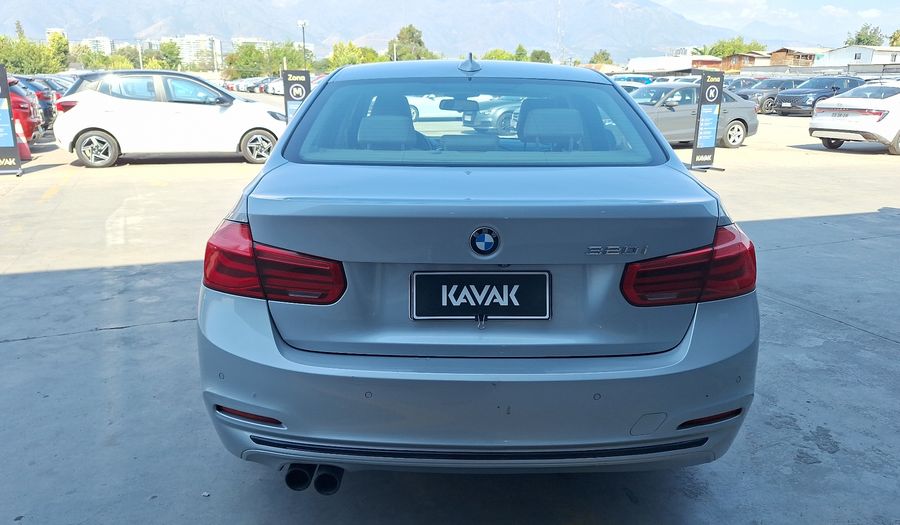 Bmw Serie 3 2.0 320I A SPORT Sedan 2018