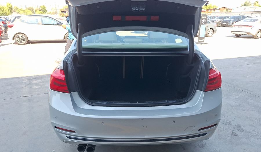 Bmw Serie 3 2.0 320I A SPORT Sedan 2018