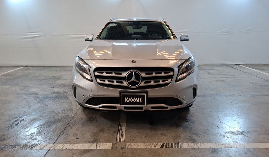 Mercedes Benz Clase Gla 1.6 GLA 200 SPORT DCT Suv 2019