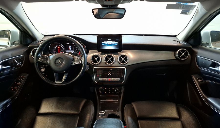Mercedes Benz Clase Gla 1.6 GLA 200 SPORT DCT Suv 2019