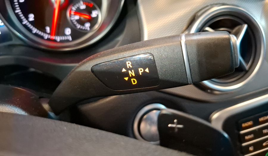 Mercedes Benz Clase Gla 1.6 GLA 200 SPORT DCT Suv 2019