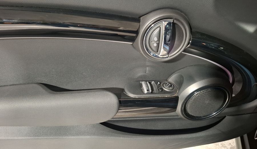 Mini Cooper S 2.0 COOPER CLASSIC DCT Hatchback 2023