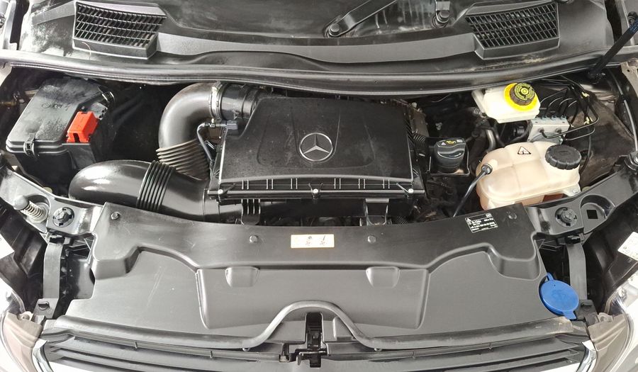 Mercedes Benz Clase V 2.1 250 AVANTGARDE 7 PASSENGERS Minivan 2017