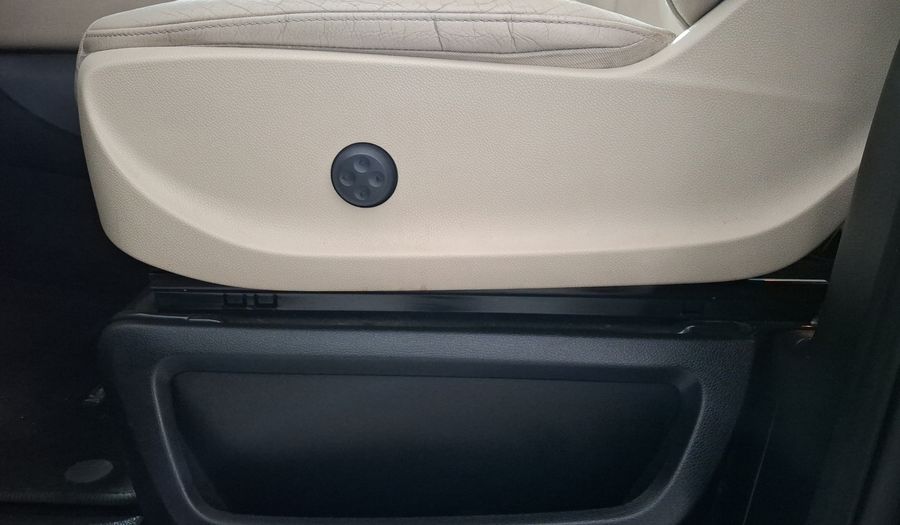 Mercedes Benz Clase V 2.1 250 AVANTGARDE 7 PASSENGERS Minivan 2017