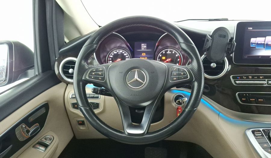 Mercedes Benz Clase V 2.1 250 AVANTGARDE 7 PASSENGERS Minivan 2017