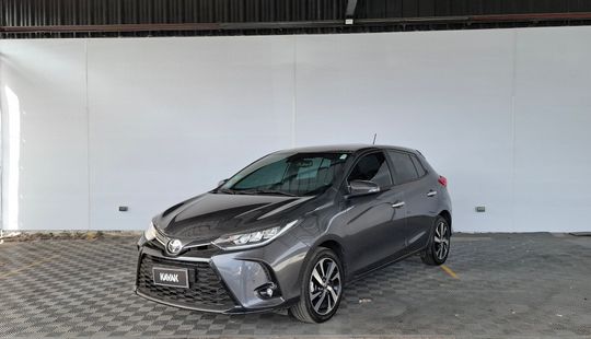 Toyota • Yaris