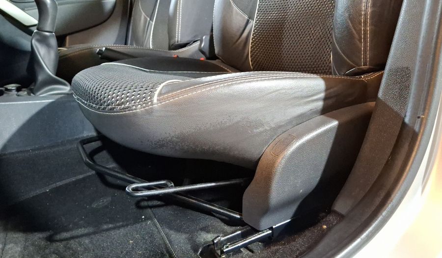 Renault Stepway 1.6 INTENS MT Hatchback 2018