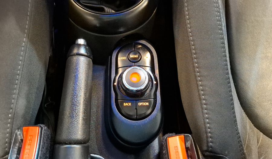 Mini Cooper 1.5 COOPER CHILI AUTO Hatchback 2018