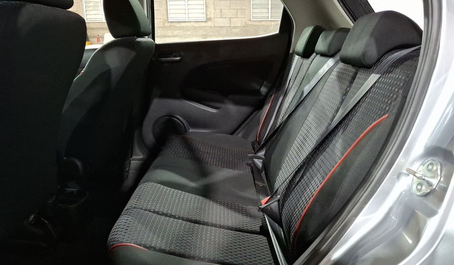 Mazda 2 1.5 TOURING TA Hatchback 2013