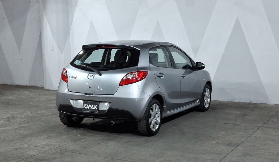 Mazda 2 1.5 TOURING TA Hatchback 2013