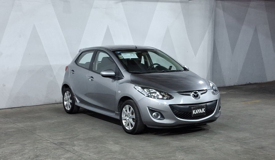 Mazda 2 1.5 TOURING TA Hatchback 2013