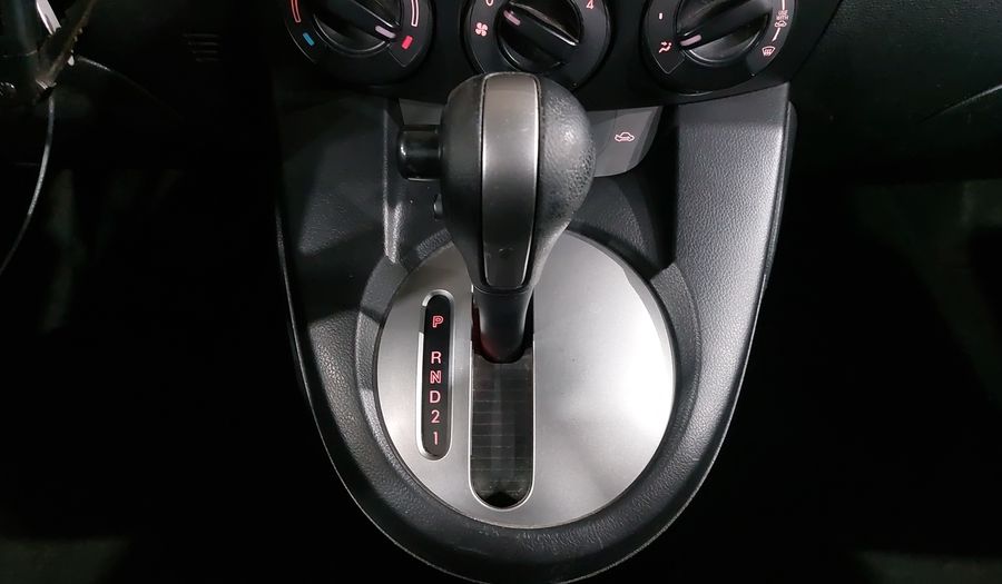 Mazda 2 1.5 TOURING TA Hatchback 2013