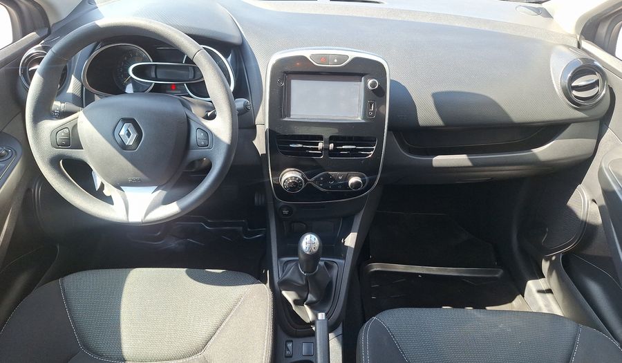 Renault Clio 1.2 EXPRESSION Hatchback 2016