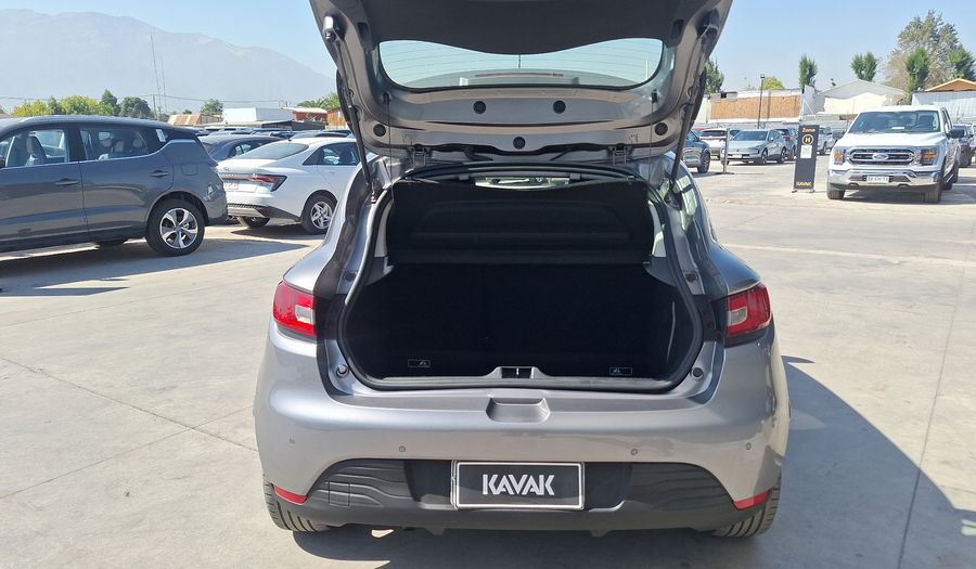 Renault Clio 1.2 EXPRESSION Hatchback 2016