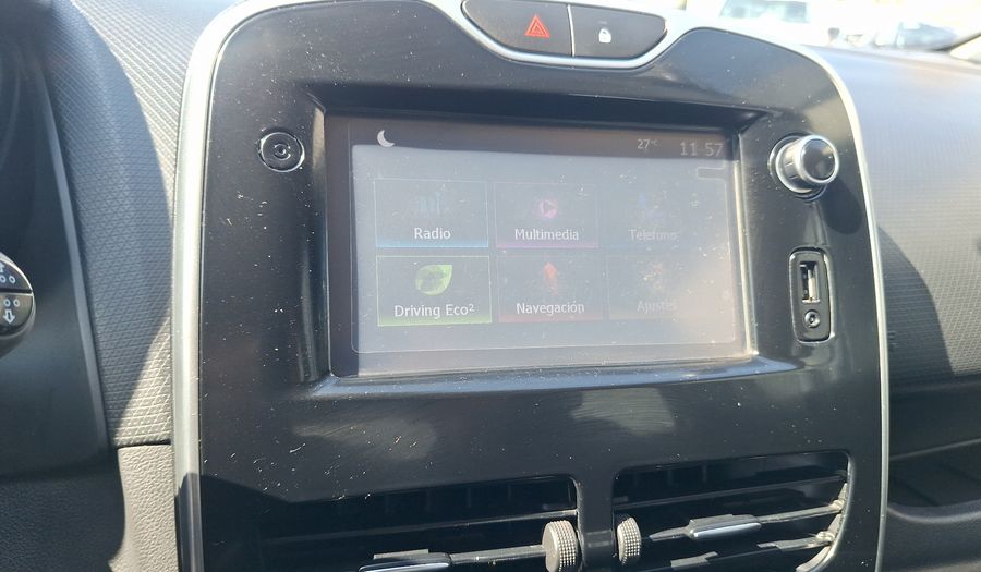 Renault Clio 1.2 EXPRESSION Hatchback 2016