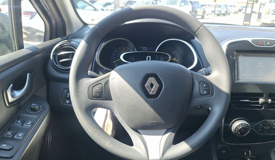 Renault Clio 1.2 EXPRESSION Hatchback 2016