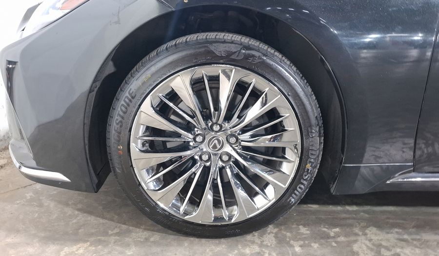 Lexus Ls 3.5 HEV 500H EXECUTIVE AUTO AWD Sedan 2022